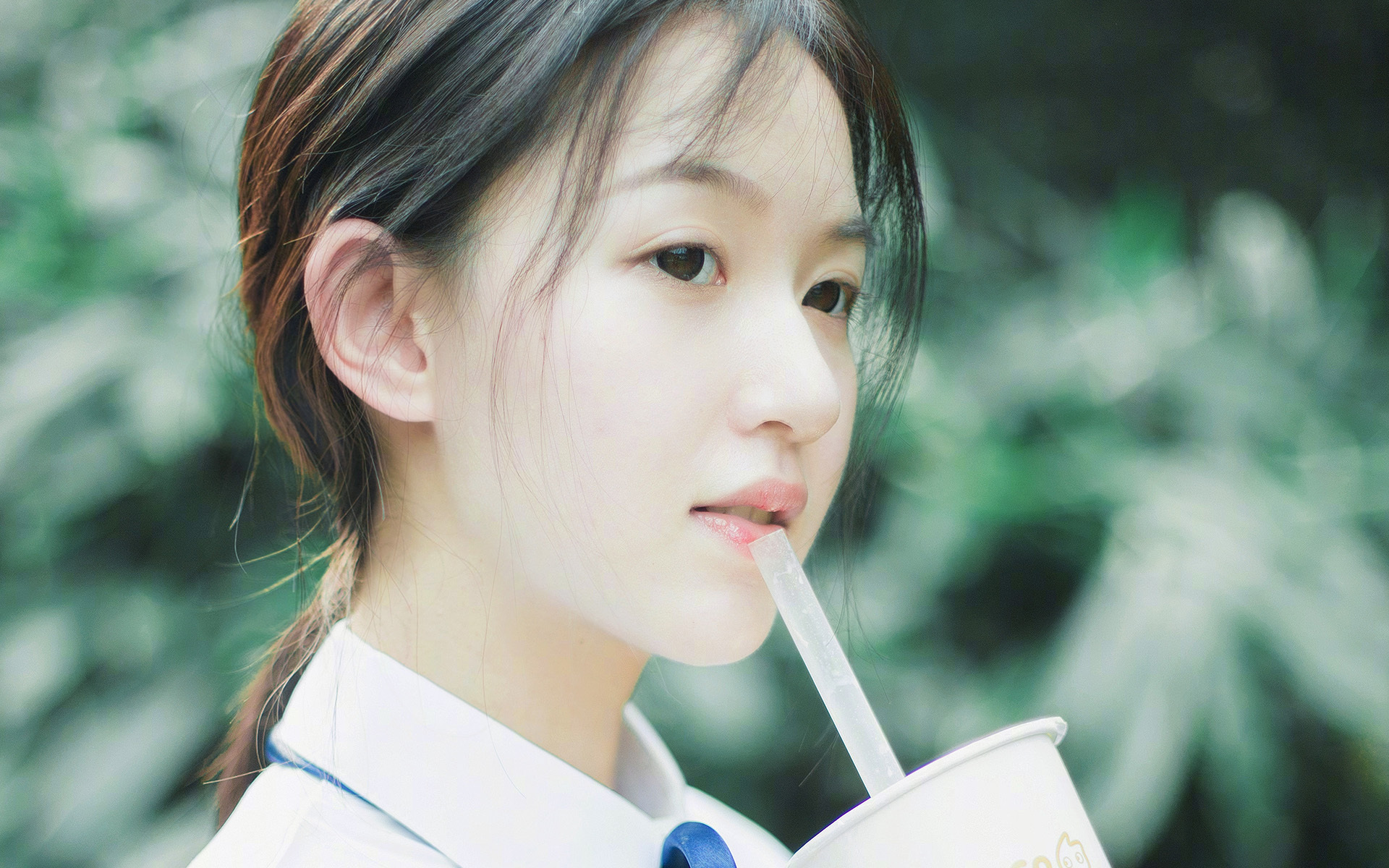 不容错过的本月足球热点新闻，足球报道热点