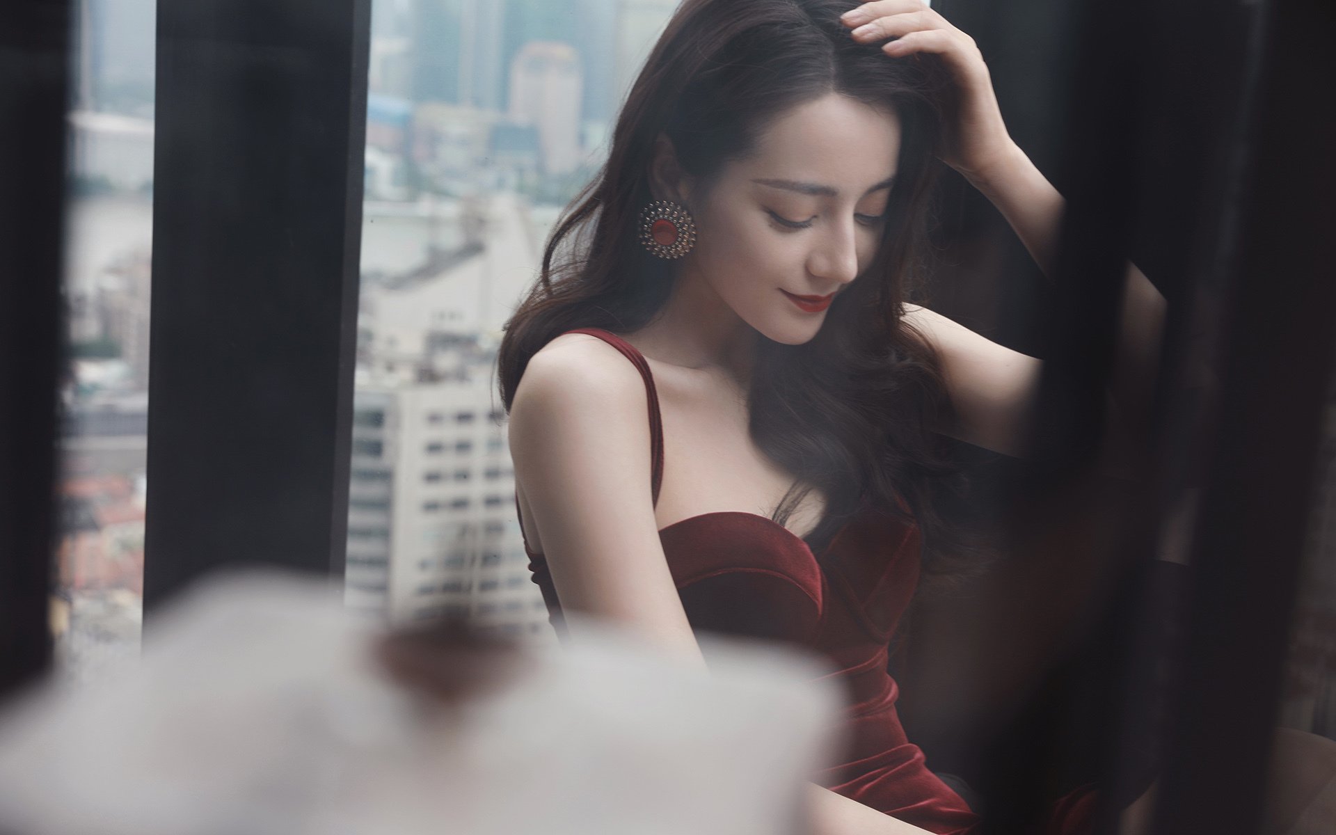 亚洲球队在赛赛场上交锋，亚洲足球联队