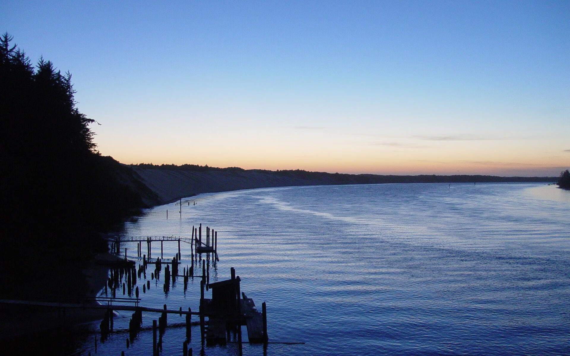体育新闻中心披露历届冠军返乡巡回宣传活动